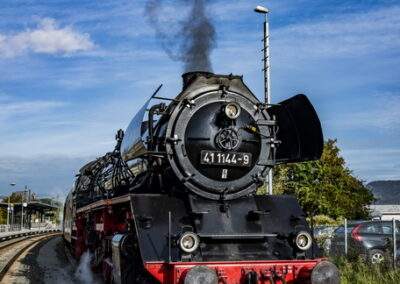 Nostalgische Eisenbahnromantik mit dem Zwergen-Express