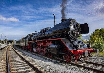 Nostalgische Eisenbahnromantik mit dem Zwergen-Express