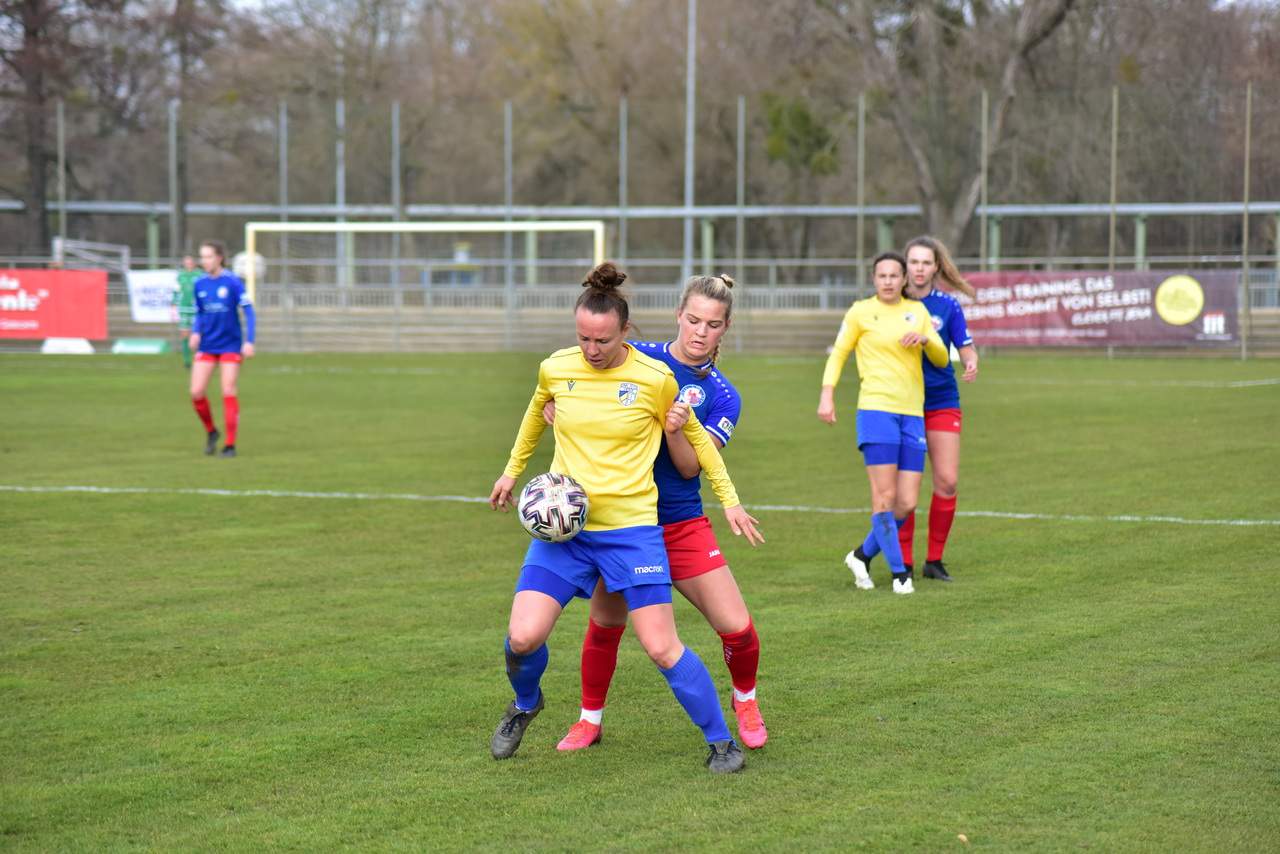 FC Carl Zeiss Jena Frauen vs Turbine Potsdam 150 2. Frauen-Bundesliga: FC Carl Zeiss Jena – 1. FFC Turbine Potsdam II 1:1 (0:0)