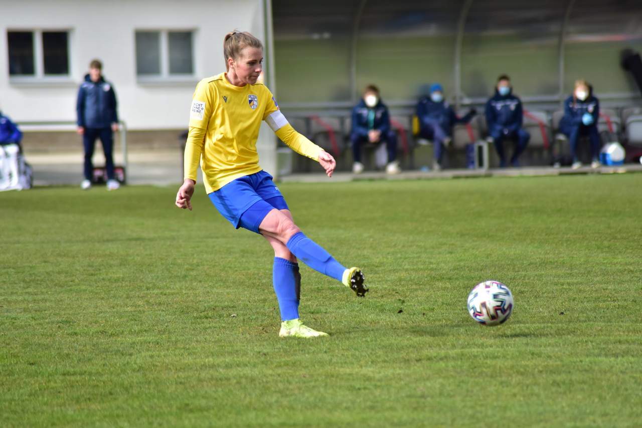 FC Carl Zeiss Jena Frauen vs Turbine Potsdam 149 Unentschieden zum Liganeustart am Sonntag-Nachmittag: FCC Frauen gegen Turbine Potsdam II 1:1 (0:0)