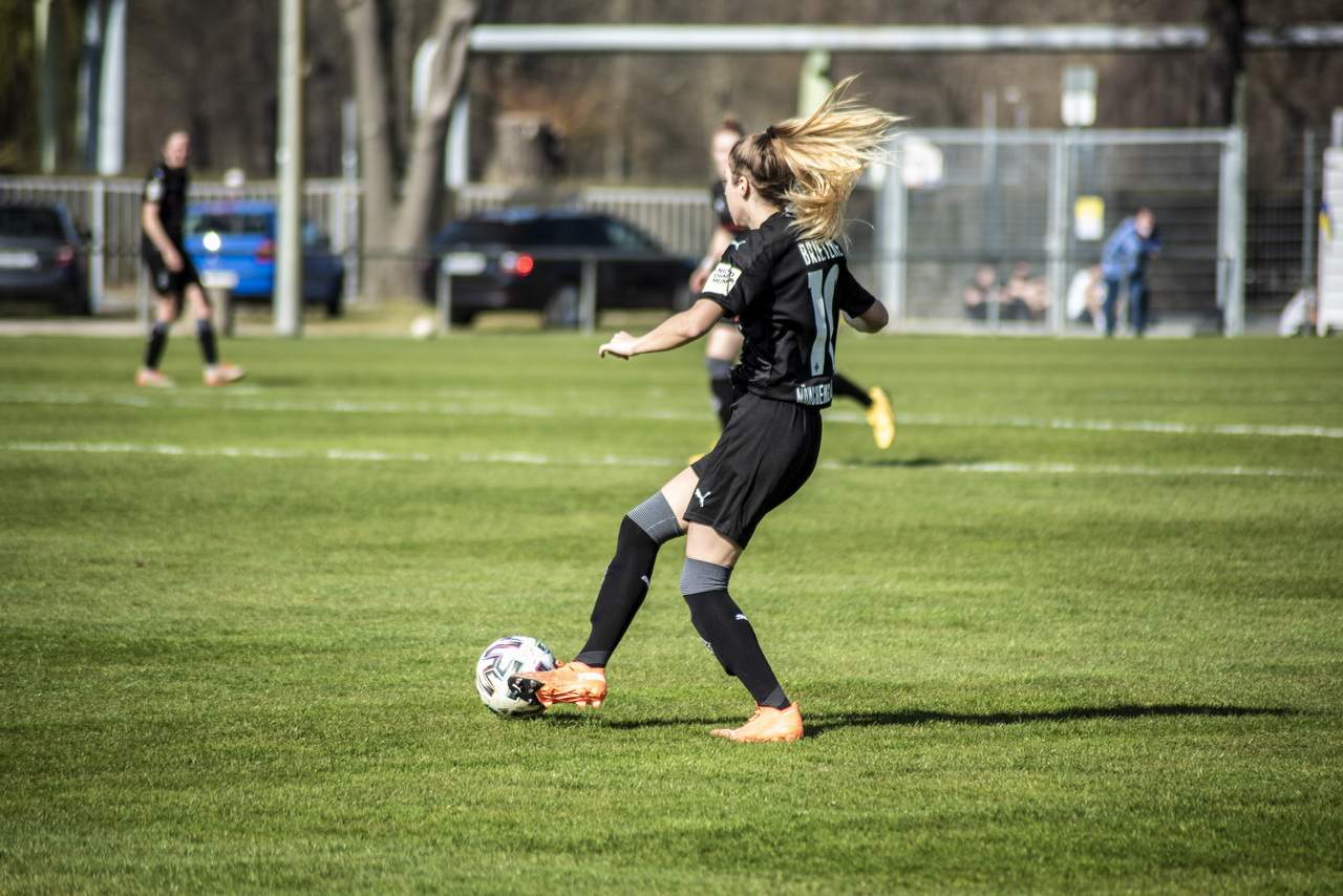 FC Carl Zeiss Jena – Borussia Mönchengladbach 3:0 (1:0) am Mittwoch, 31.03.2021 im EAS FC Carl Zeiss Jena – Borussia Mönchengladbach 3:0 (1:0) am Mittwoch, 31.03.2021 im EAS