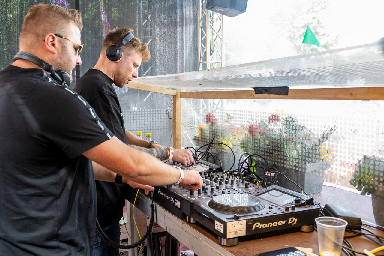 Eventfotografie, Fotos von Veranstaltungen 10 Holi Farbenfeste Jena 2023, Schleichersee