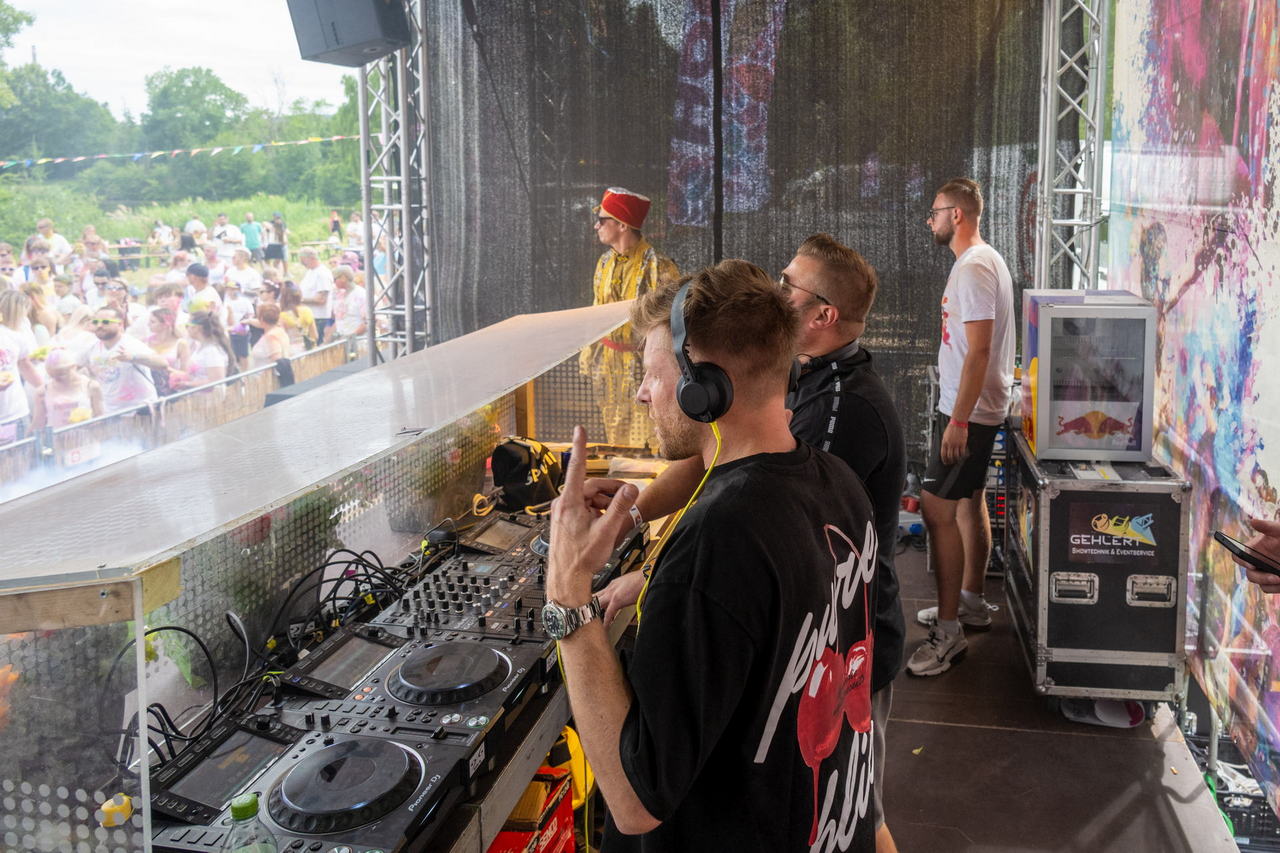 Eventfotografie, Fotos von Veranstaltungen 14 Holi Farbenfeste Jena 2023, Schleichersee