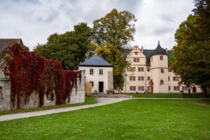 Herbstzauber am Schloss Kromsdorf in Thüringen erleben.