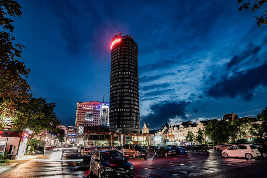 Das Jenaer Stadtzentrum zu späterer Stunde.